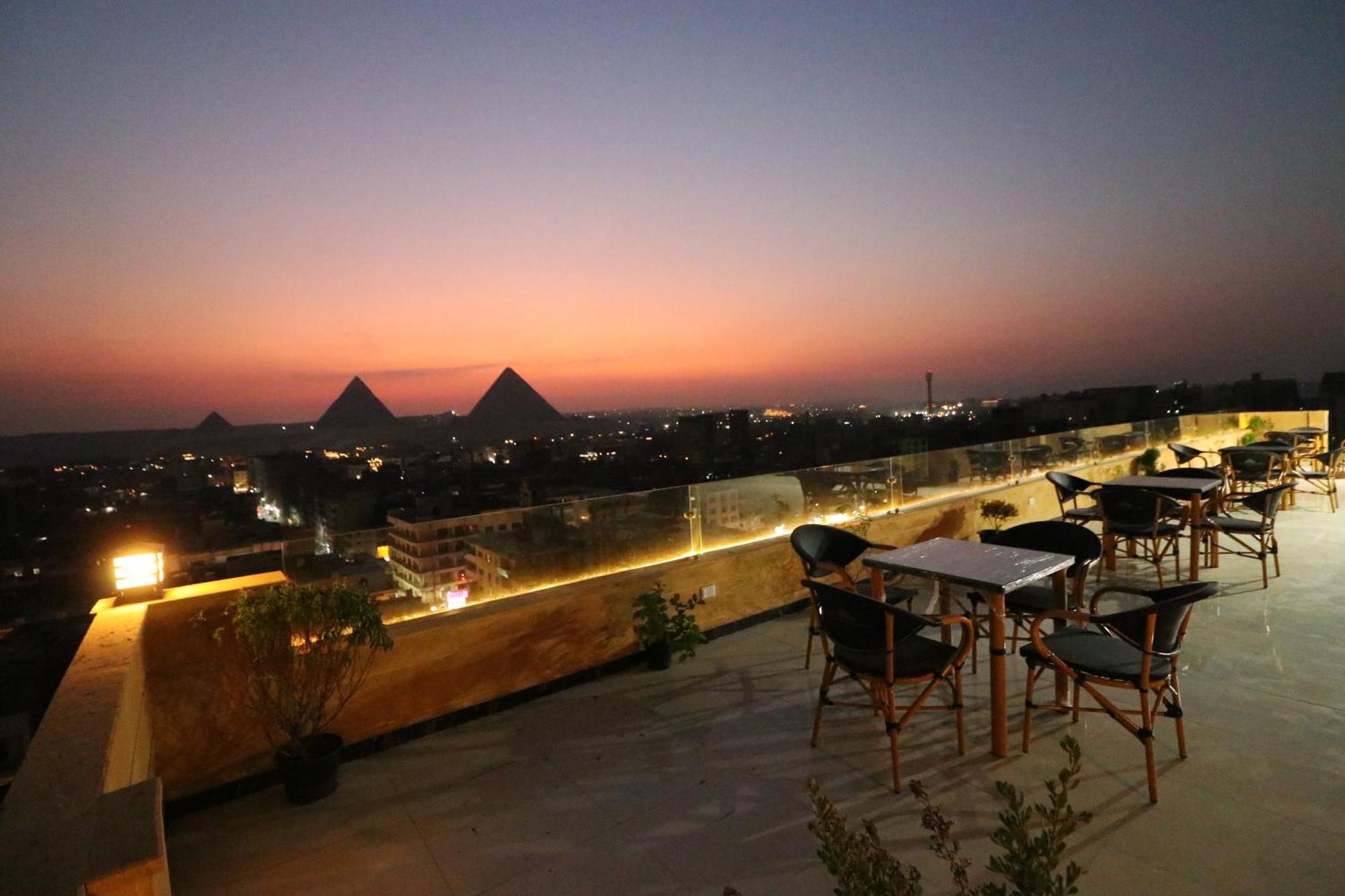 Pyramids Skyline Hotel Cairo Kafret el-Gabal Eksteriør billede